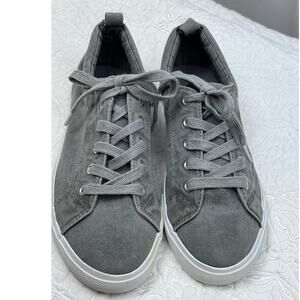 NWOT Airwalk Women's Size 9.5 Gray Canvas Lace Up Y2K Skater Shoes